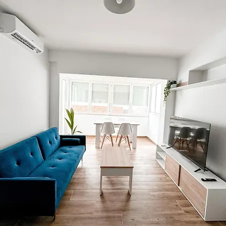 Coma-Ruga Central Beach Apartment